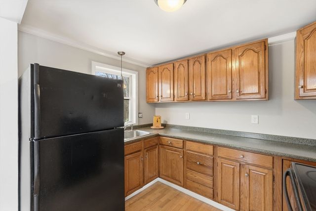 5 Marco Dr, Pittsfield, MA 01201