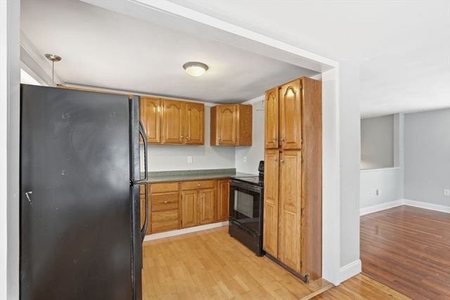 5 Marco Dr, Pittsfield, MA 01201