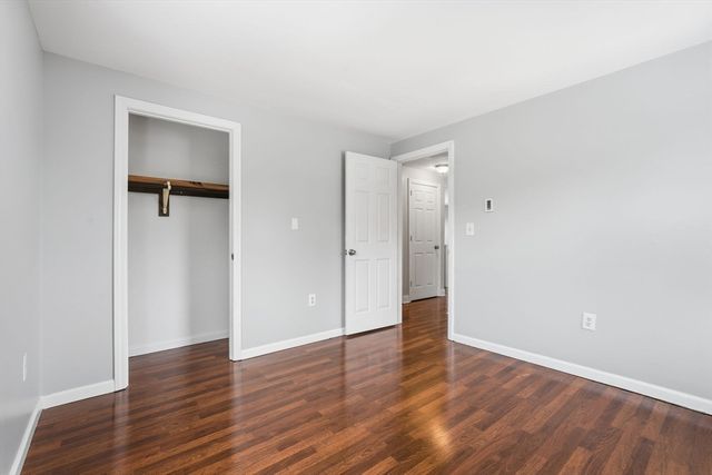 5 Marco Dr, Pittsfield, MA 01201