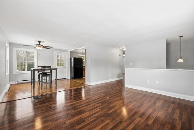 5 Marco Dr, Pittsfield, MA 01201