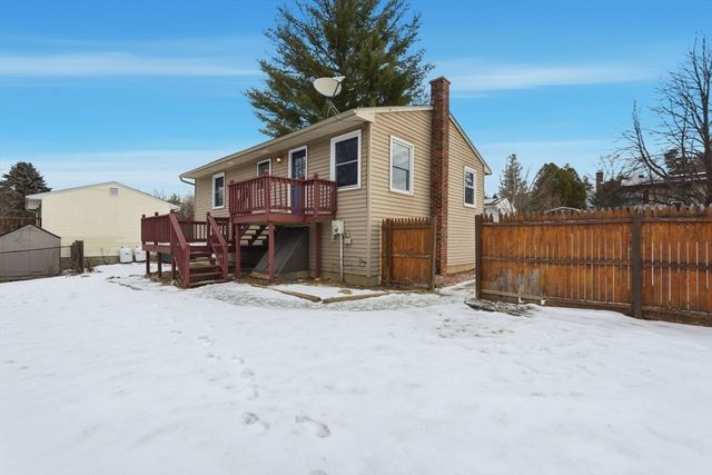 5 Marco Dr, Pittsfield, MA 01201