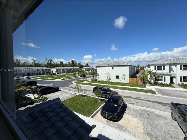 1111 SE 2nd St 1111, Florida City, FL 33034