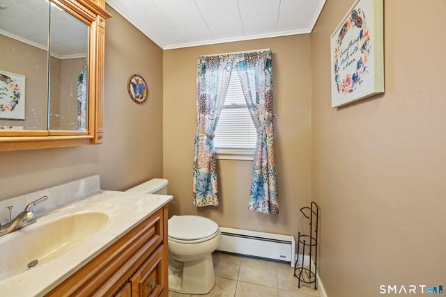 6 Hillcrest Avenue, Watertown, CT 06779