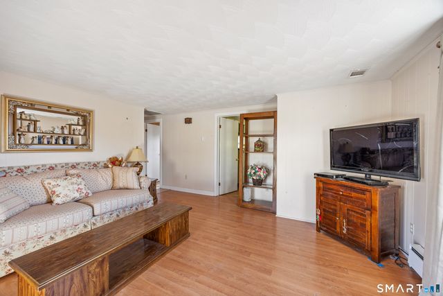 6 Hillcrest Avenue, Watertown, CT 06779