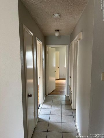 5514 Lochmoor, San Antonio, TX 78244