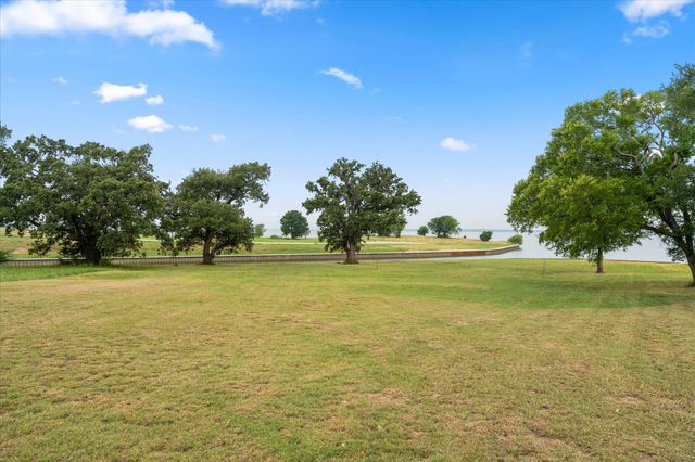 Lot 11 Captains Cove, Streetman, TX 75859