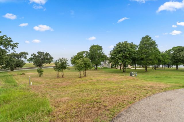 Lot 11 Captains Cove, Streetman, TX 75859