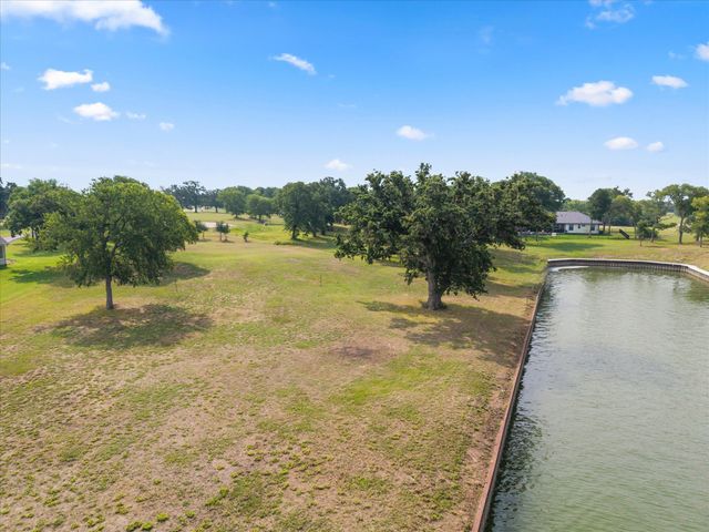 Lot 11 Captains Cove, Streetman, TX 75859