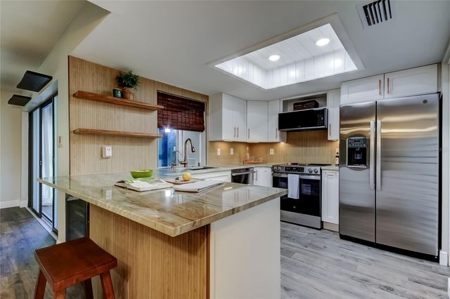 2673 SABAL SPRINGS CIRCLE 201, Clearwater, FL 33761