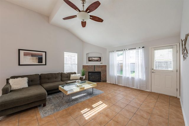 20018 Larkspur Lndg, Richmond, TX 77407