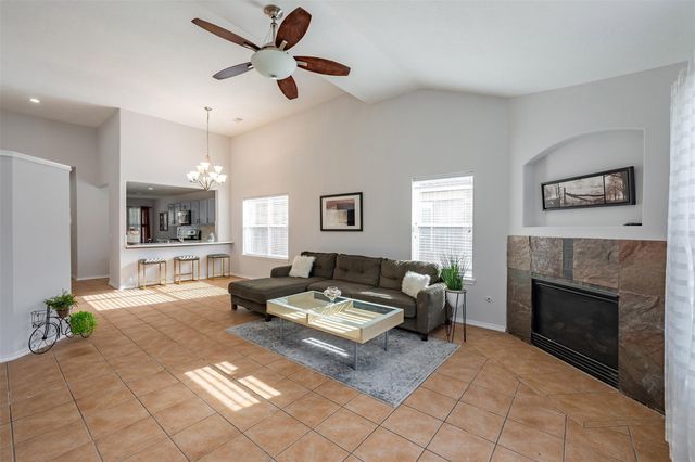 20018 Larkspur Lndg, Richmond, TX 77407