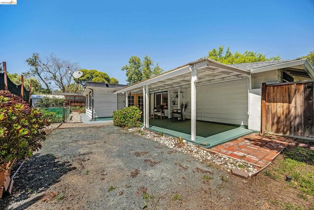 259 Gloria Dr, Pleasant Hill, CA 94523