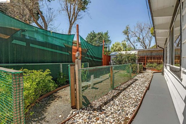 259 Gloria Dr, Pleasant Hill, CA 94523