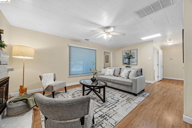 259 Gloria Dr, Pleasant Hill, CA 94523