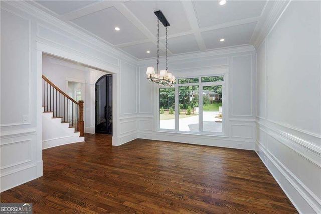 10765 Shallowford Road, Roswell, GA 30075