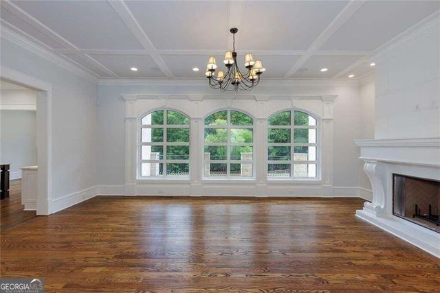 10765 Shallowford Road, Roswell, GA 30075