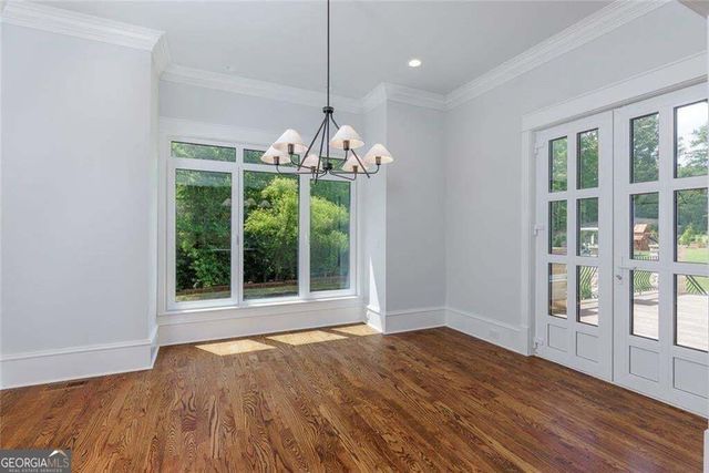 10765 Shallowford Road, Roswell, GA 30075