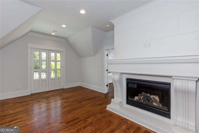 10765 Shallowford Road, Roswell, GA 30075
