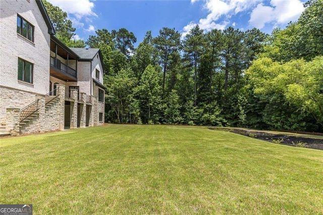10765 Shallowford Road, Roswell, GA 30075