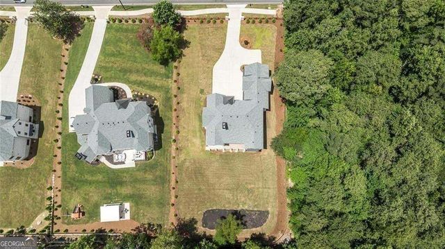 10765 Shallowford Road, Roswell, GA 30075