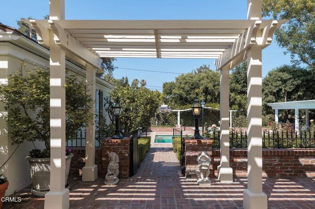 1570 Charlton Road, San Marino, CA 91108