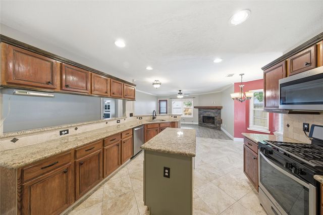 13506 Spring Court, Tomball, TX 77375