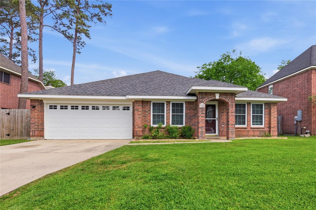 13506 Spring Court, Tomball, TX 77375