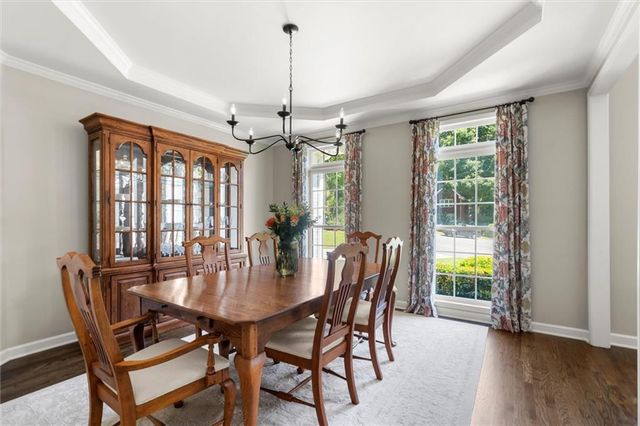 3302 Lantern Coach NE Lane, Roswell, GA 30075