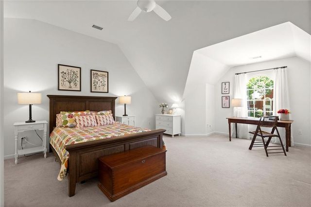 3302 Lantern Coach NE Lane, Roswell, GA 30075