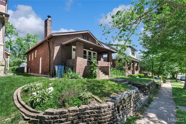 1024 Yale Avenue, Richmond Heights, MO 63117