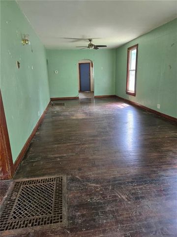 117 Pacific Avenue, Osawatomie, KS 66064