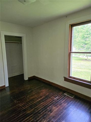 117 Pacific Avenue, Osawatomie, KS 66064
