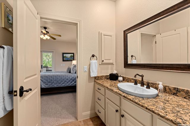 50 Muirfield, Boerne, TX 78006