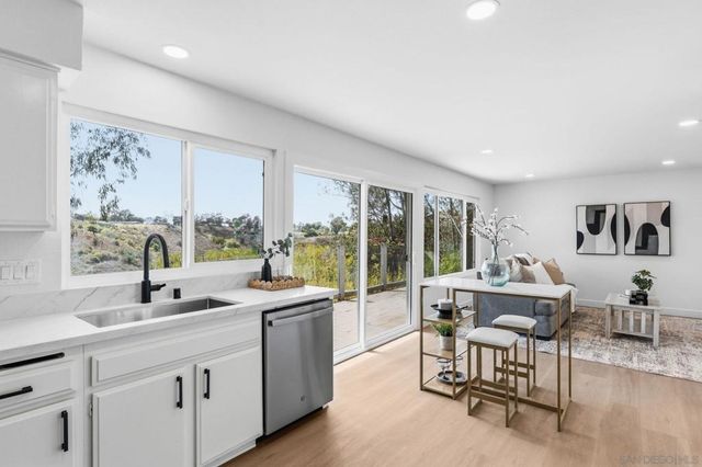 4614 La Cuenta Dr., San Diego, CA 92124