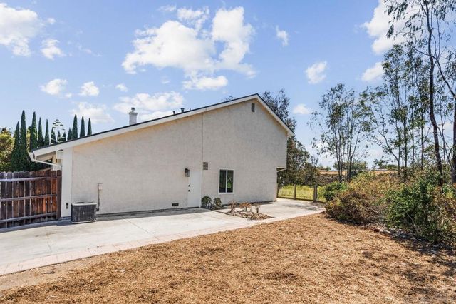 4614 La Cuenta Dr., San Diego, CA 92124