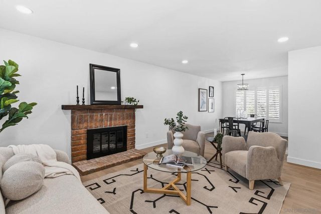 4614 La Cuenta Dr., San Diego, CA 92124