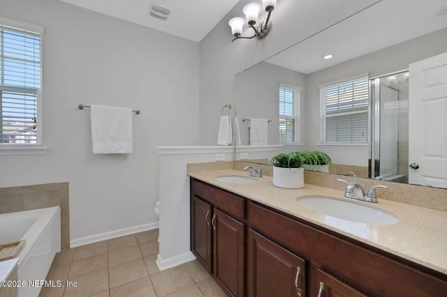 14650 LITTLELEAF Drive, Jacksonville, FL 32258