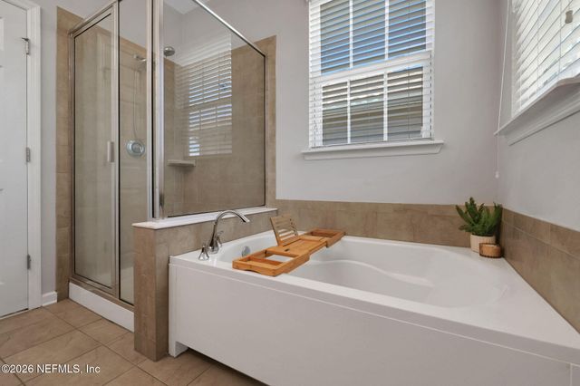 14650 LITTLELEAF Drive, Jacksonville, FL 32258