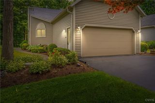 4013 Brixham Court, Lysander, NY 13027
