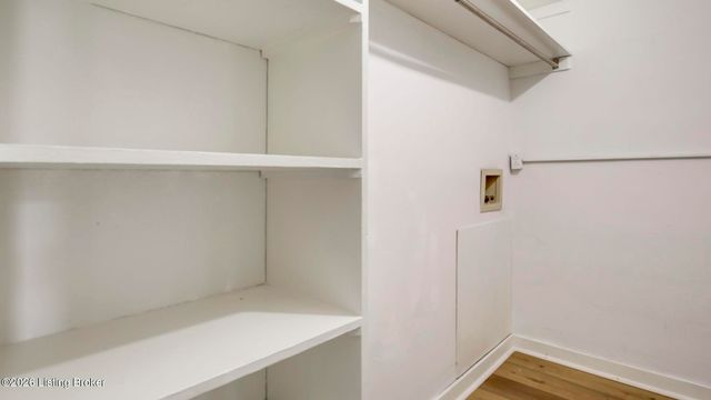 1040 Cherokee Rd APT E5, Louisville, KY 40204