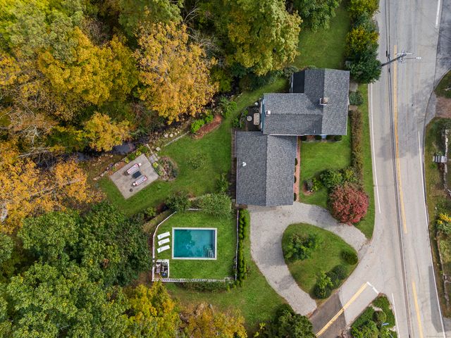 58 Middle Haddam Road, East Hampton, CT 06456
