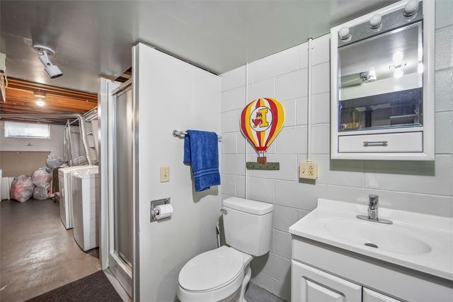 3432 Eastwood Drive, Des Moines, IA 50317