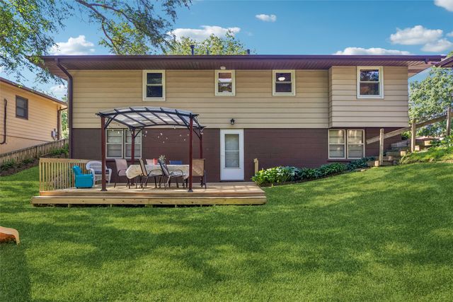 3432 Eastwood Drive, Des Moines, IA 50317