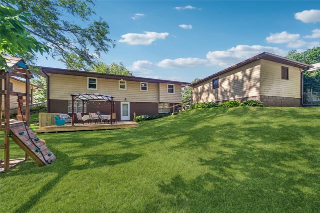 3432 Eastwood Drive, Des Moines, IA 50317