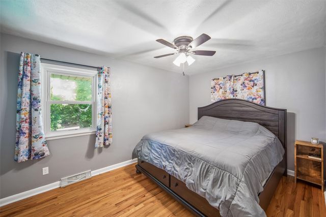 3432 Eastwood Drive, Des Moines, IA 50317