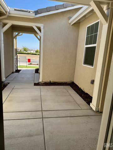 2123 Ransford, Bakersfield, CA 93311