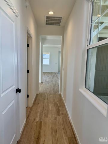 2123 Ransford, Bakersfield, CA 93311
