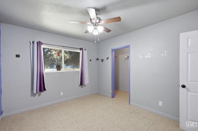 923 Devore Avenue, Bakersfield, CA 93308