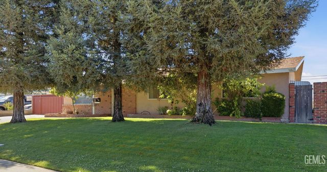 923 Devore Avenue, Bakersfield, CA 93308