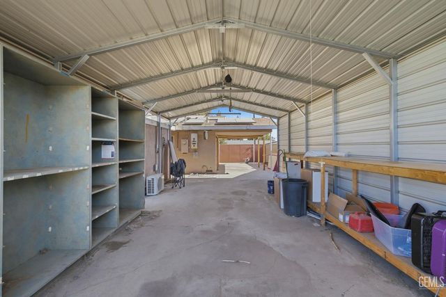 923 Devore Avenue, Bakersfield, CA 93308
